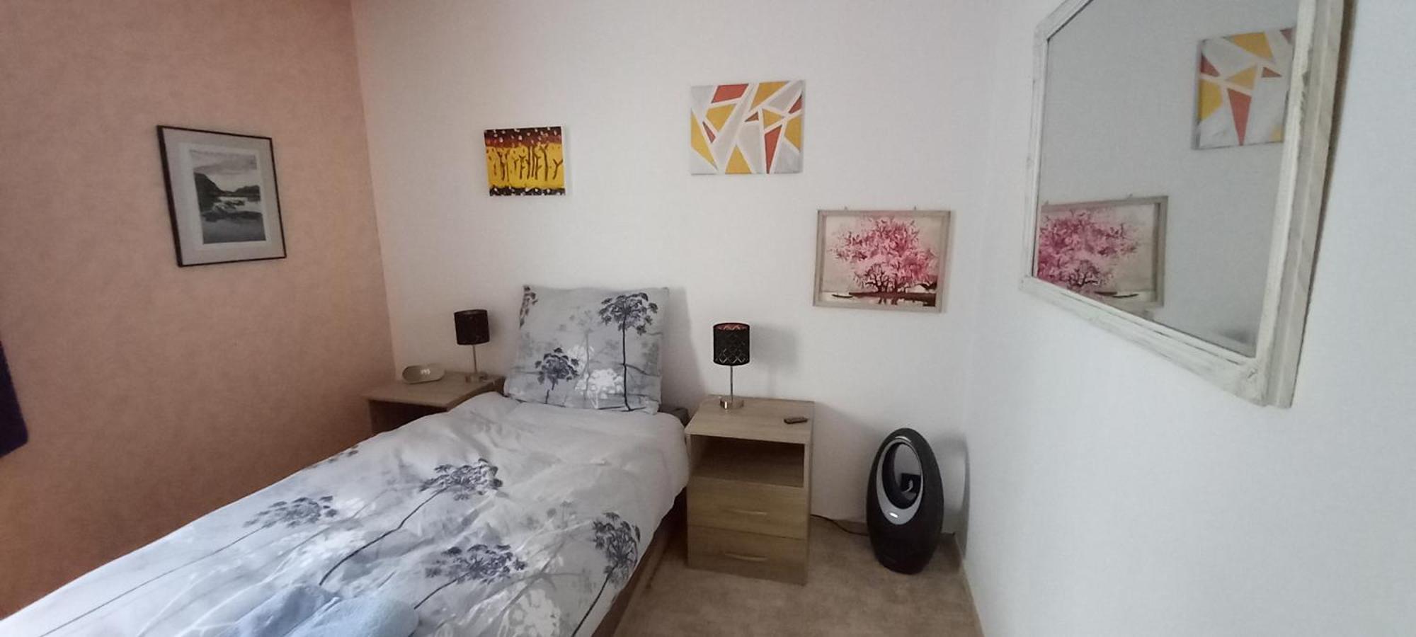 A Large Fully Furnished Private Apartment Linz am Rhein Exteriör bild