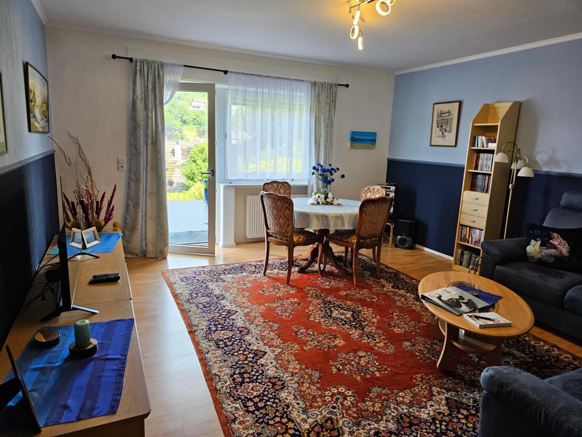 A Large Fully Furnished Private Apartment Linz am Rhein Exteriör bild