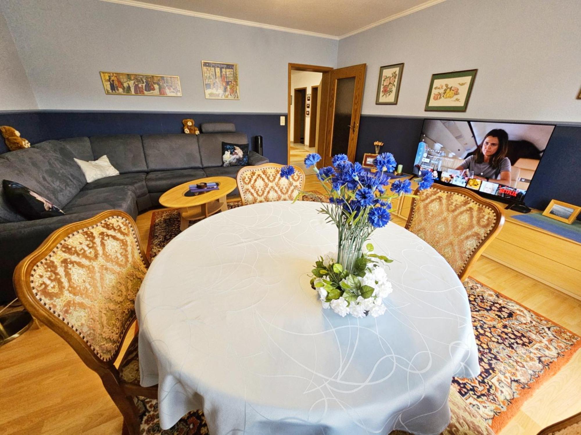 A Large Fully Furnished Private Apartment Linz am Rhein Exteriör bild