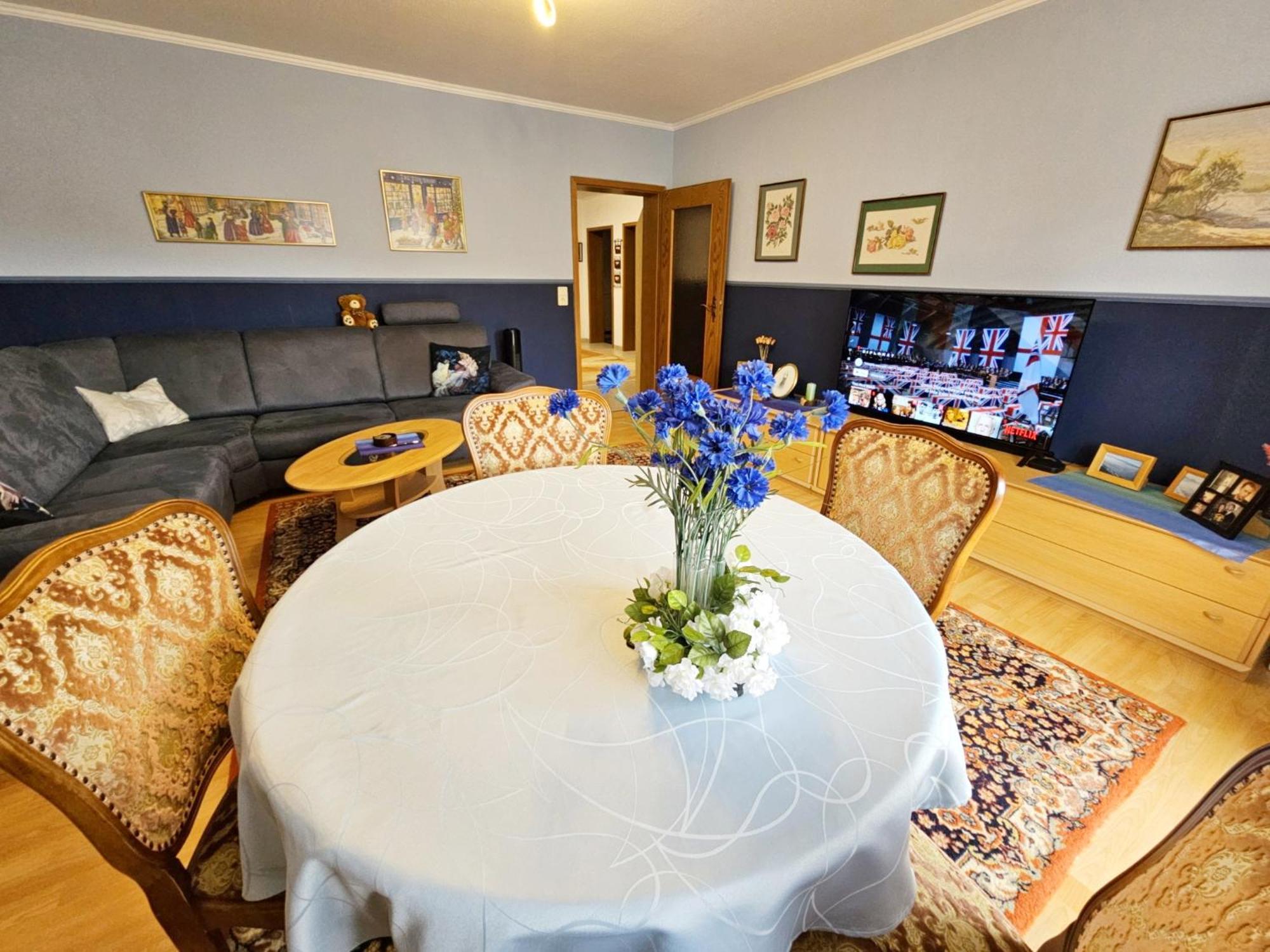 A Large Fully Furnished Private Apartment Linz am Rhein Exteriör bild